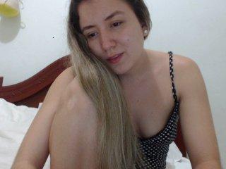 Sweetlittle94 bongacams