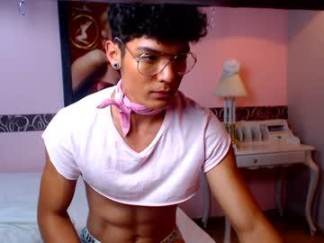 sweetboy_noah1 chaturbate