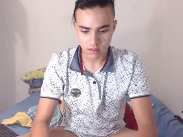 thialicious1213 chaturbate