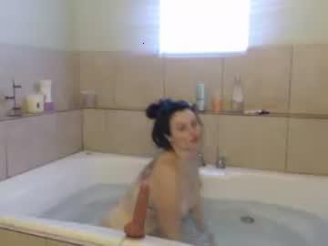 tinyrealnessxxx chaturbate