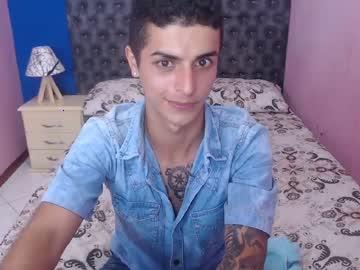 tobby_skiil chaturbate