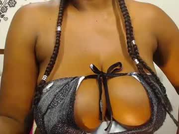 tyrasweethot chaturbate