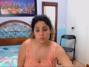 valeriacurls chaturbate