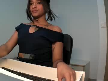 vickyshere4you chaturbate