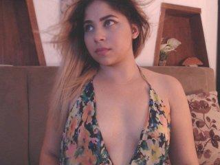 victoriaglam- bongacams