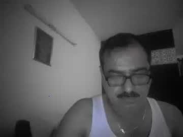 vik1112 chaturbate