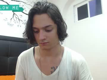 xtyler_x chaturbate