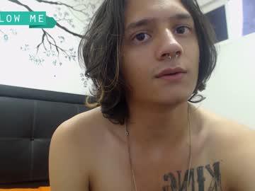 xtyler_x chaturbate