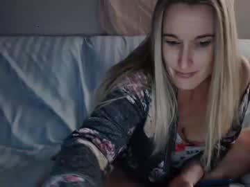 yummiekummie chaturbate