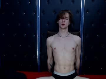 zacharytwink chaturbate