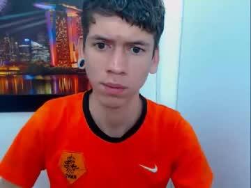 zack_pleasure97 chaturbate